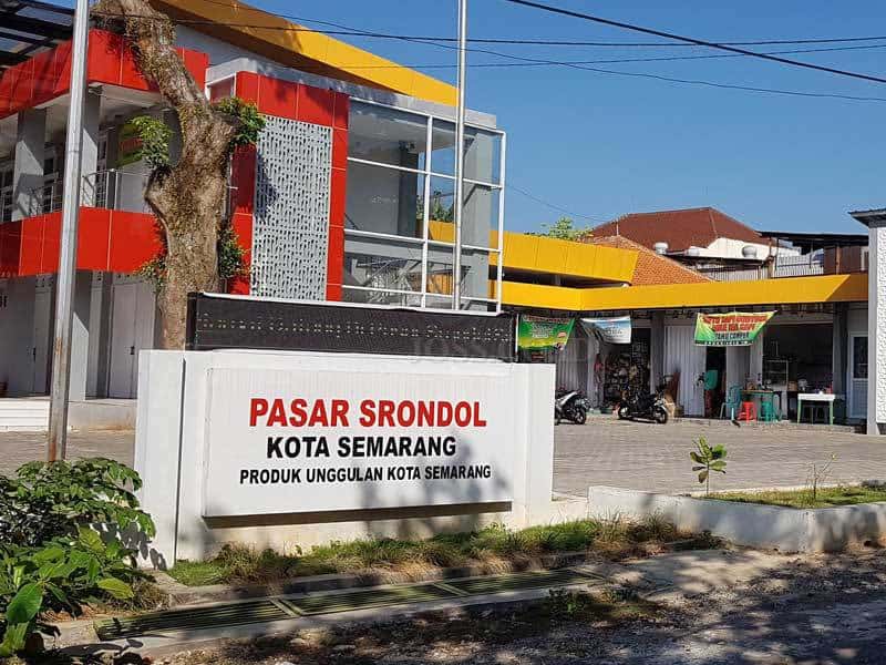 pasar srondol