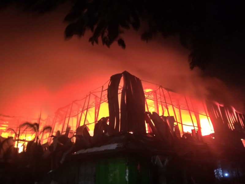 ludhes terbakar