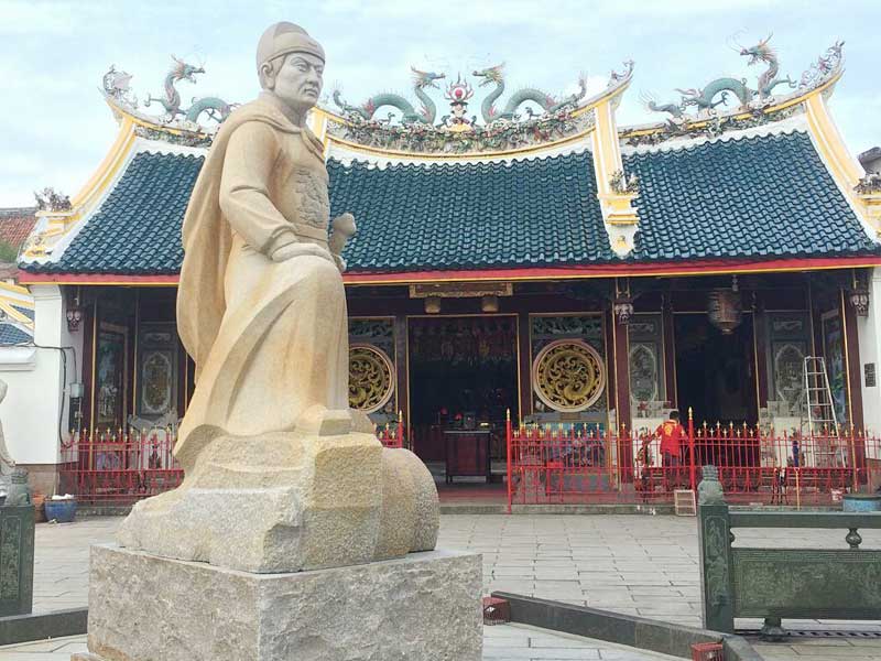 klenteng Tay