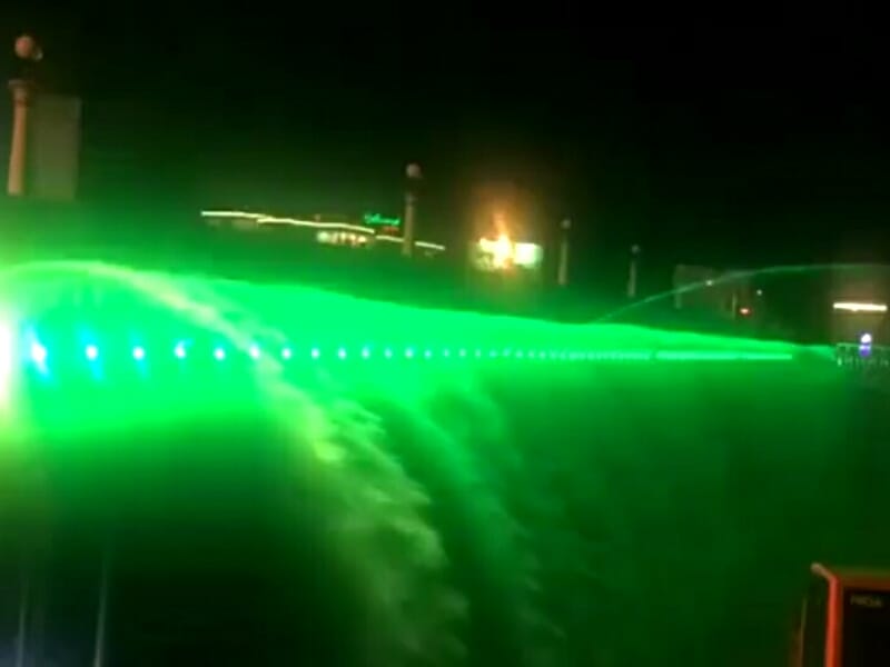 Atraksi Air Mancur