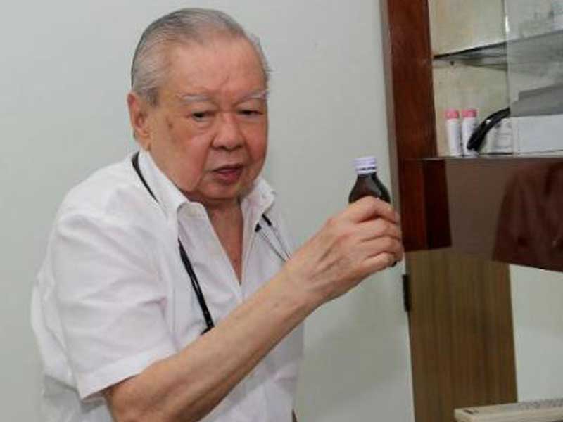 Dokter-Lo-Siaw-Ging Dokter Lo Siaw Ging