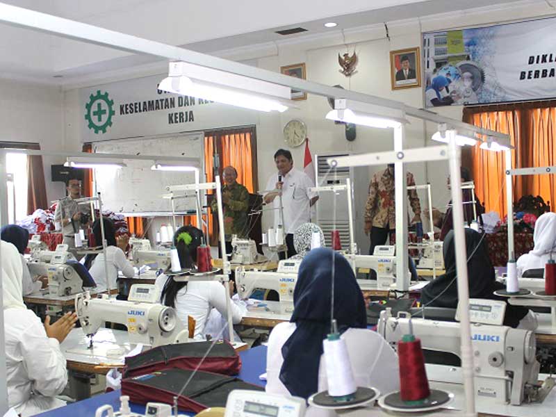 vokasi industri