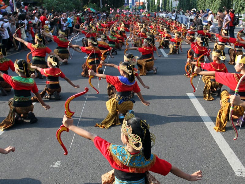 menari