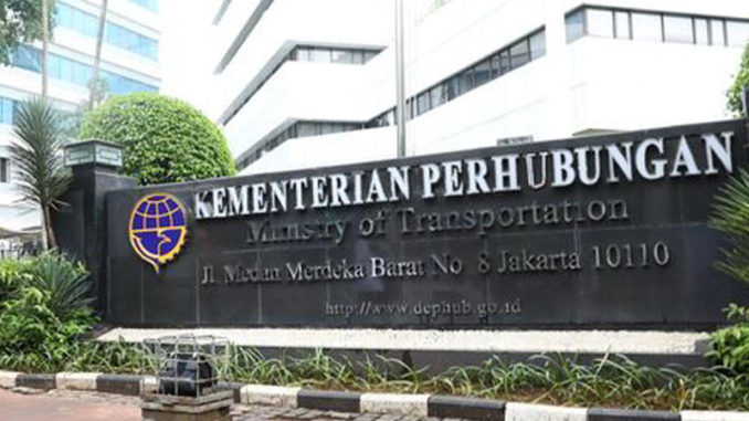 moda-transportasi-angkutan-umum-berhenti-beroperasi