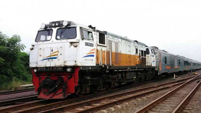 pembatalan-perjalan-kereta-pt-kai-doap-iv-semarang