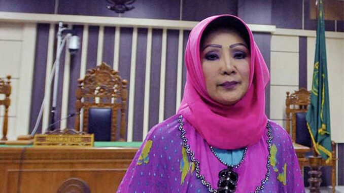 mantan-bupati-karanganyar-rina