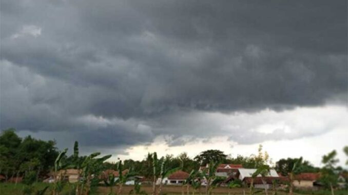 fenomena-la-nina-jateng-wawan-banjir-dan-longsor