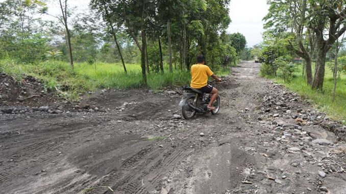 jalur-evakuasi-rusak
