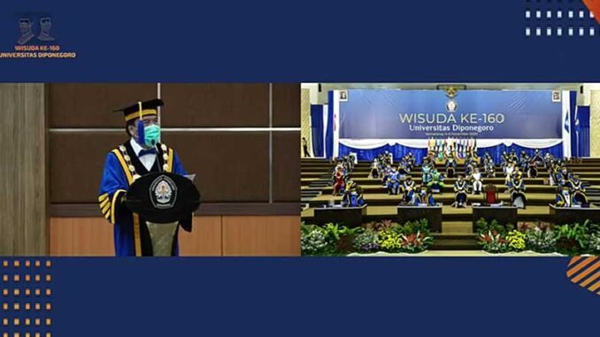 rektor-undip-prof-yos-johan-utama-mewisuda