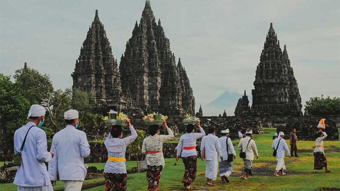 tawur-agung-nyepi-prambanan