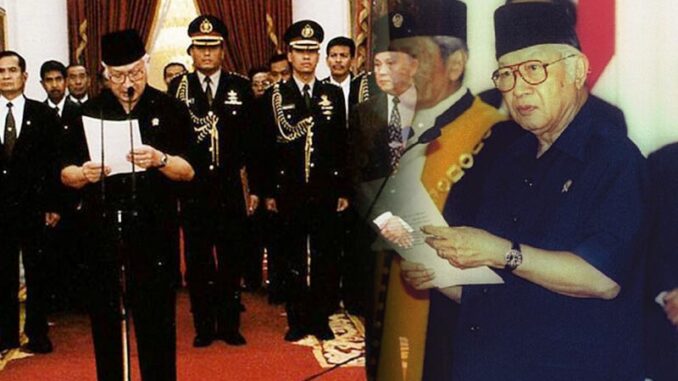 soeharto-mengundurkan-diri