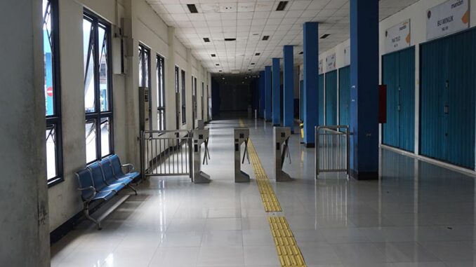 terminal-tirtonadi-sepi