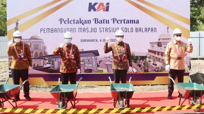 pt-kai-masjid-solo-balapan