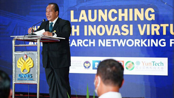 prof-fathur-rokhman-unnes-resmikan-rumah-inovasi-virtual
