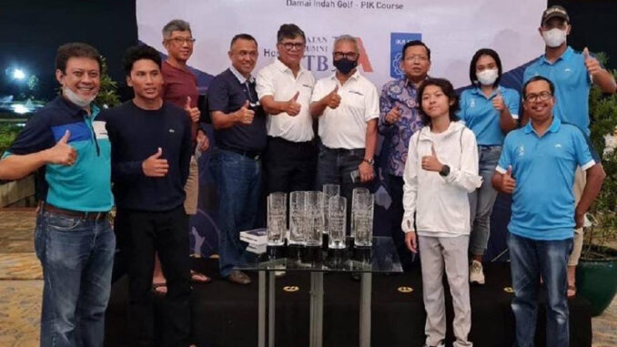 tim-pemain-golf-undip-borong-juara