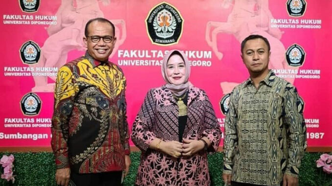 undip-fakultas-hukum-3