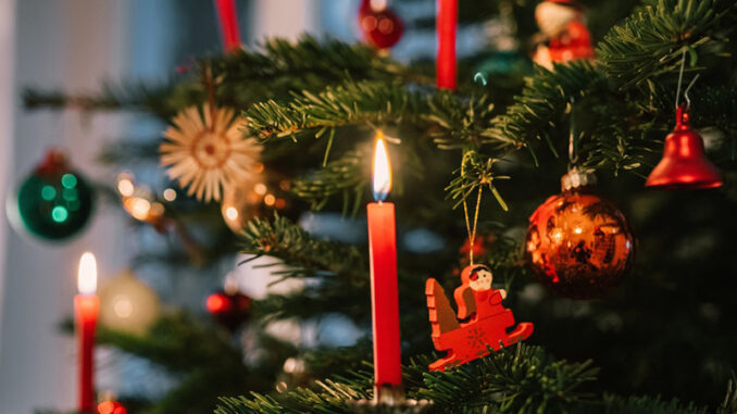 perayaan-natal-sederhana
