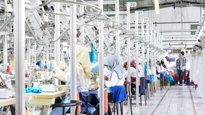 dibutuhkan-tenaga-kerja-pabrik-garmen