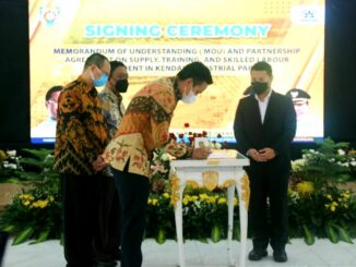 Menteri Pembangunan Nasional Singapura
