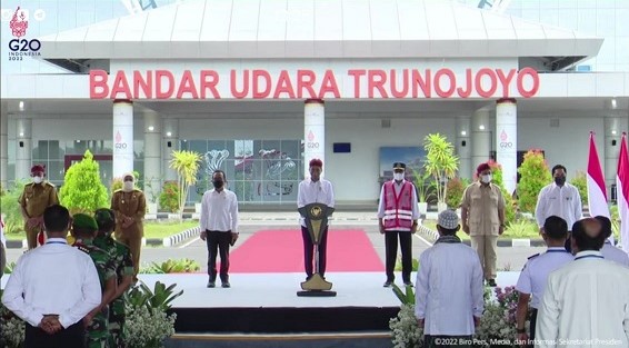 Bandara Trunojoyo Bandara Trunojoyo Sumenep Madura