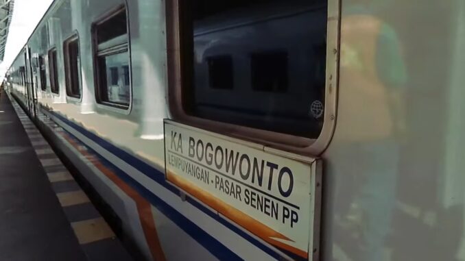 KA Bogowonto KA Bogowonto Dioperasikan Untuk Tambahan Angkutan Arus Balik