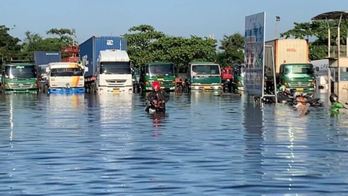 Metro TV Feri Nugroho Kawasan Industri Masih Lumpuh Akibat Banjir Rob