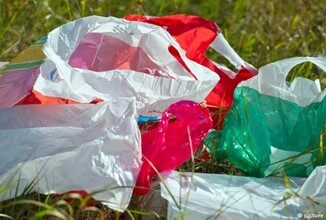 Cara Mengurangi Limbah Kantong Plastik menjadi Nilai Jual yang Tinggi