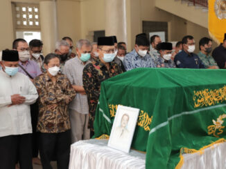 Prof Sutrisno Berpulang