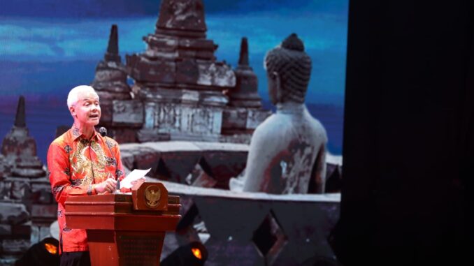 Ganjar Borobudur Terbuka Untuk Ibadah Buddha
