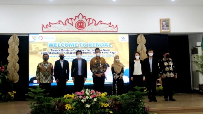 Kepada Menteri Keuangan Singapura, Bupati Dico Sampaikan Potensi Pariwisata Kendal