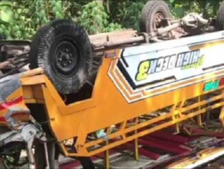 Kereta Kelinci Terguling