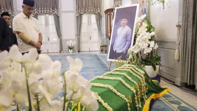 Melayat Eril, Ganjar Turut Merasakan Duka Mendalam Yang Dialami Ridwan Kamil