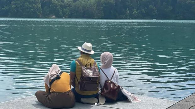 Istri Ridwan Kamil Pulang ke RI, Pencarian Emmeril Masih Berlanjut