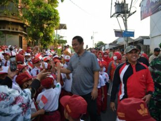 Hendi Tegaskan Sekolah Dilarang Mewajibkan Siswa Untuk Membeli Seragam Dari Sekolahan