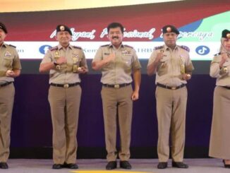Tingkatkan Percaya Diri, Pegawai Kementerian ATR/BPN Dilengkapi Tongkat Komando dan Baret