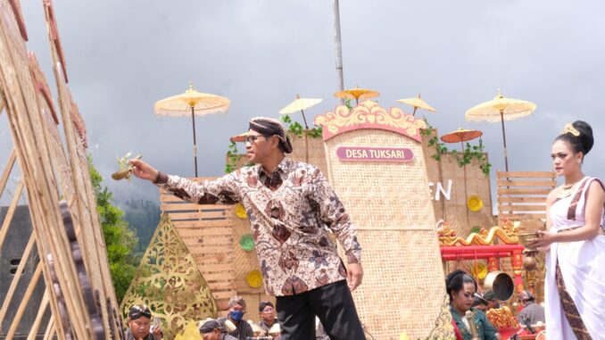 temanggung Jelang Panen Raya, Ribuan Petani Tembakau di Temanggung Gelar Ruwat Rigen