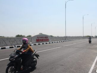 fly over Ganefo