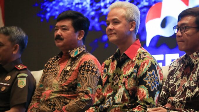 Ganjar Pranowo dan Menteri ATR/BPN Hadi Tjahjanto