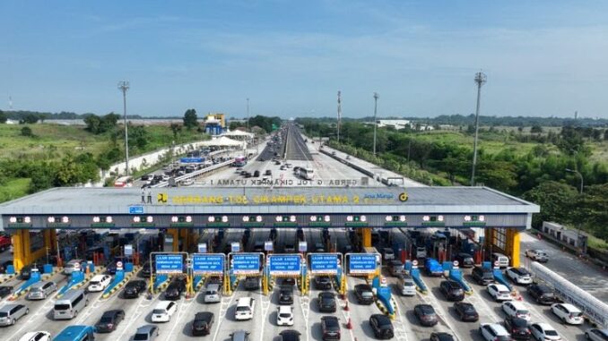 gerbang tol jalan tol libur nataru