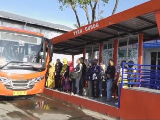 Bus Trans Jateng Buruh