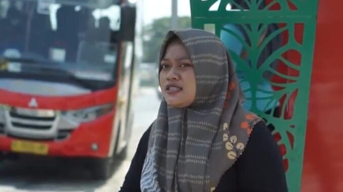 Bus Trans Jateng Buruh