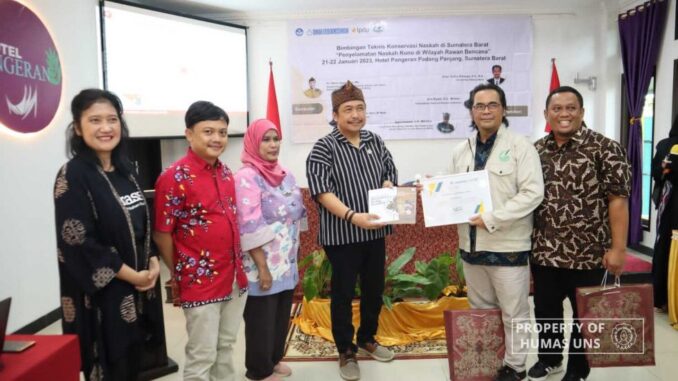 Dosen FIB UNS