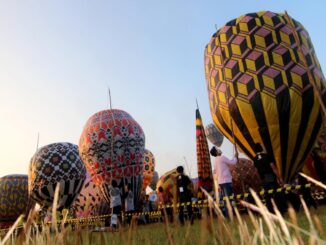 Festival Balon Tambat Pekalongan