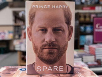 Buku Spare Pangeran Harry