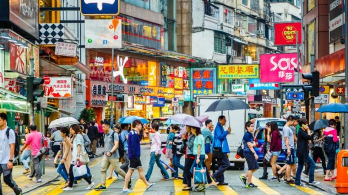 Hong Kong Buka Perbatasan