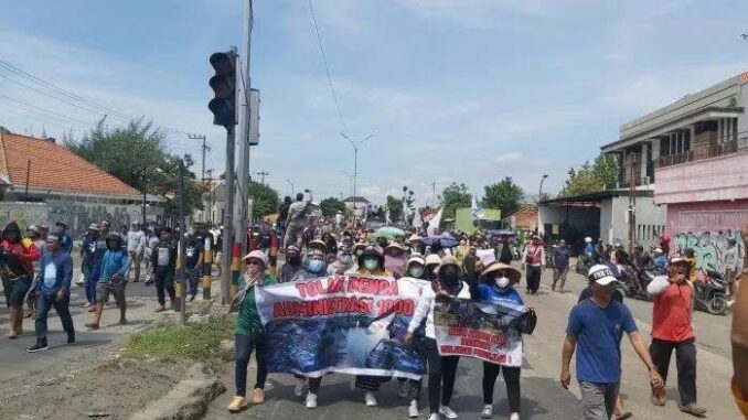 demo nelayan tegal