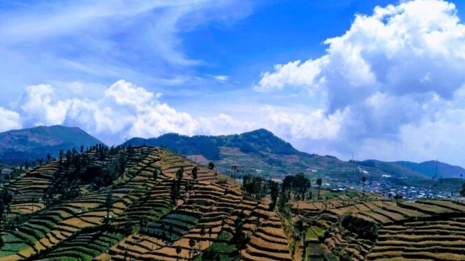 Gunung Dieng