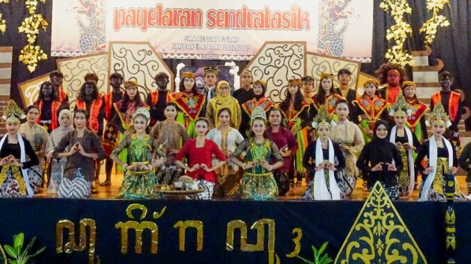 Babad Alas Roban didalam Kegiatan Pagelaran Seni Dram