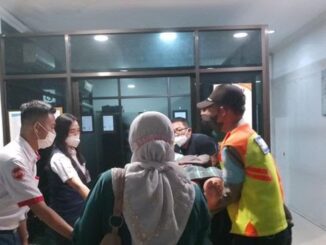 Melahirkan stasiun tugu jogja
