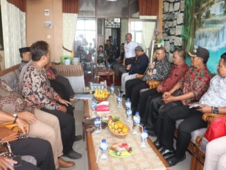 Jalan Brebes Rusak